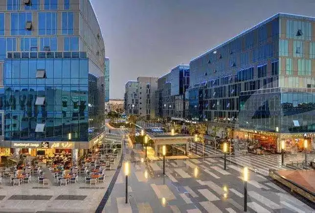 https://aqarmap.com.eg/en/listing/6066228-for-sale-cairo-el-sheikh-zayed-city-compounds-capital-business-park