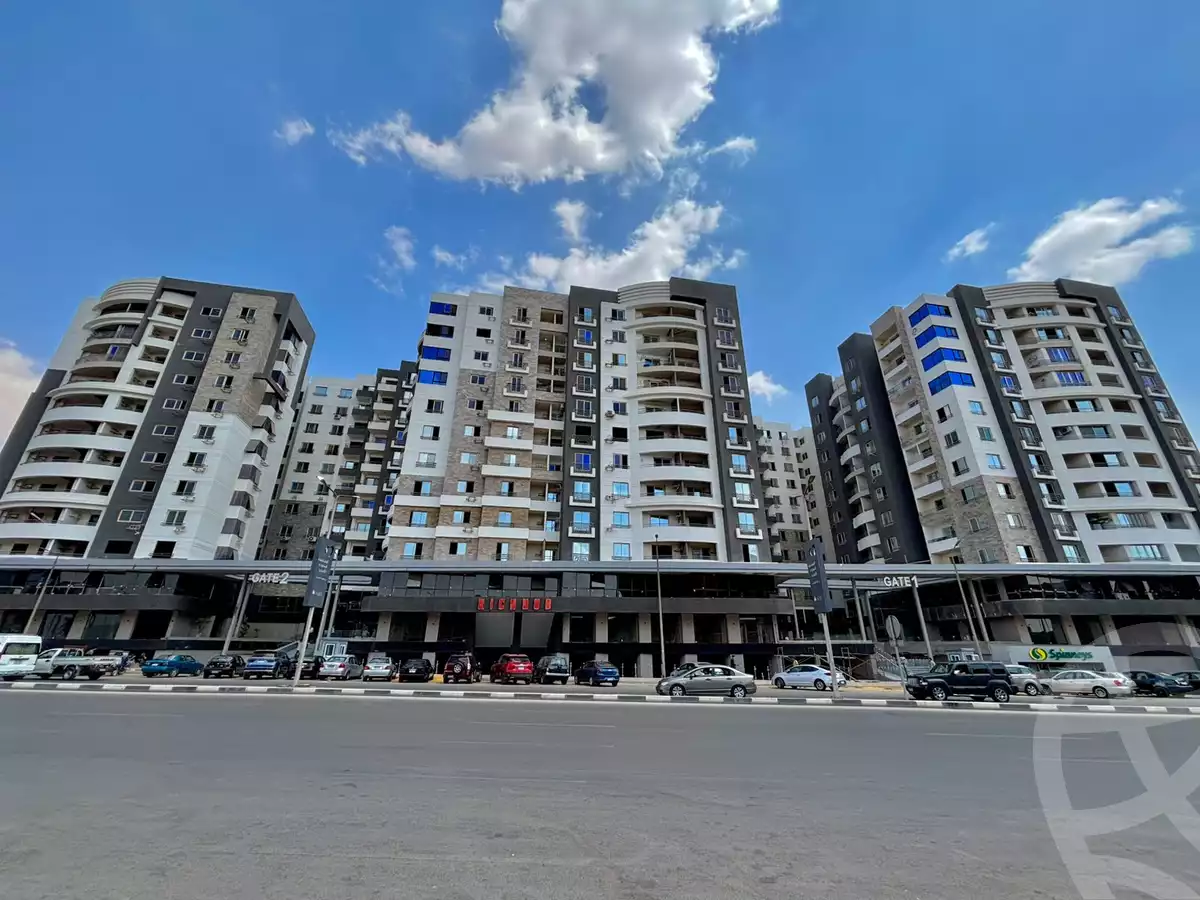https://aqarmap.com.eg/ar/listing/6066852-for-sale-cairo-heliopolis-compounds-rich-point-mall-rich-house