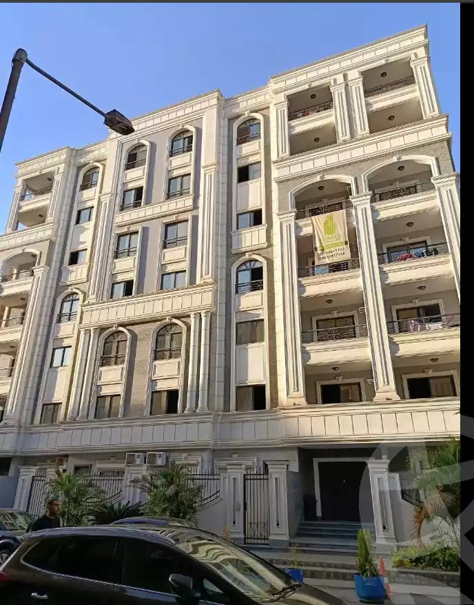 https://aqarmap.com.eg/ar/listing/6067000-for-sale-cairo-mokattam-lhdb-l-ly-diplomats-neighborhood