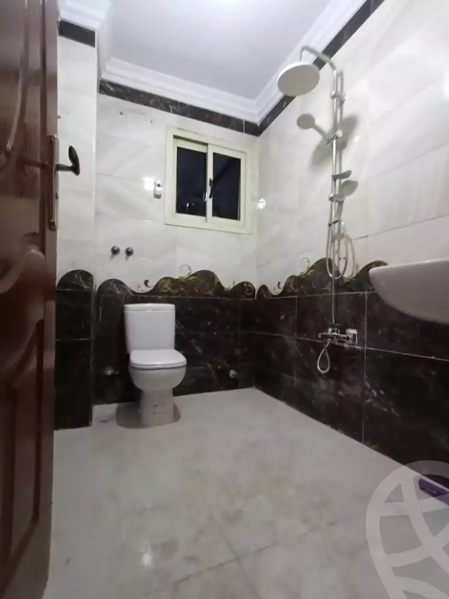 https://aqarmap.com.eg/en/listing/6068223-for-sale-cairo-helwan-helwan-el-sharkeya-ryad-pasha-st