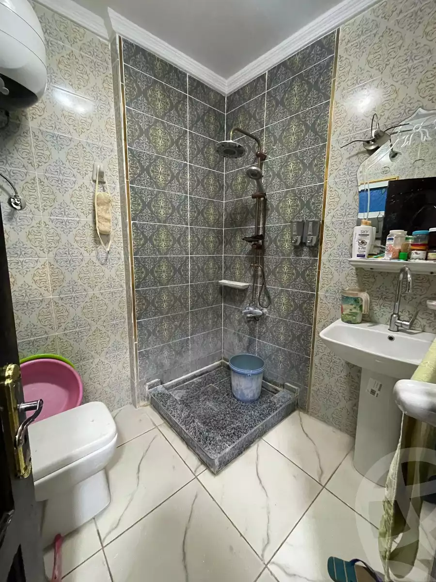 https://aqarmap.com.eg/en/listing/6068539-for-sale-alexandria-l-jmy-lbytsh-mahmoud-awad-st