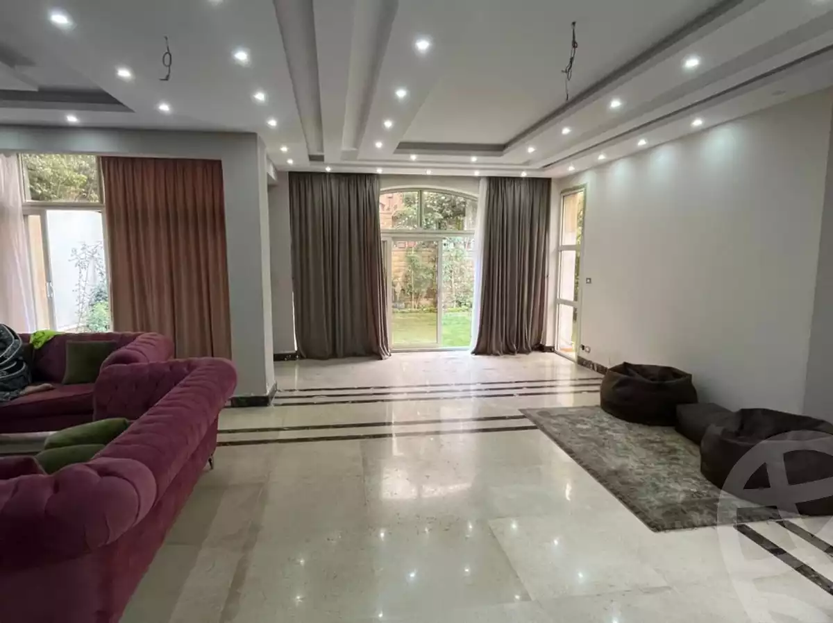 https://aqarmap.com.eg/en/listing/6068759-for-sale-cairo-el-sheikh-zayed-city-compounds-el-khamayel