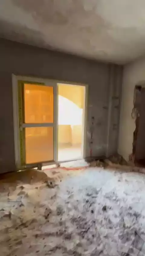 https://aqarmap.com.eg/en/listing/6069389-for-sale-cairo-el-sheikh-zayed-city-compounds-el-khamayel