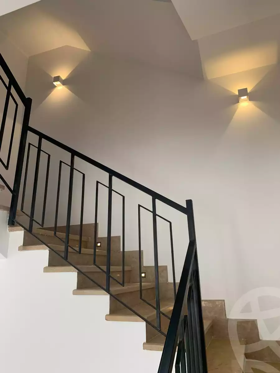 https://aqarmap.com.eg/ar/listing/6069400-for-rent-cairo-el-sheikh-zayed-city-compounds-kmbwnd-wyst-twn-swdyk