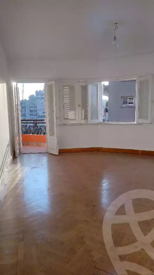 https://aqarmap.com.eg/en/listing/6069684-for-rent-cairo-heliopolis-heliopolis-square-shr-lhjz