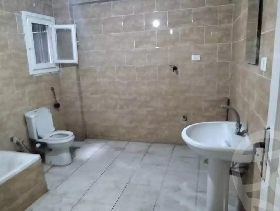 https://aqarmap.com.eg/en/listing/6070069-for-rent-alexandria-l-jmy-el-kilo-21