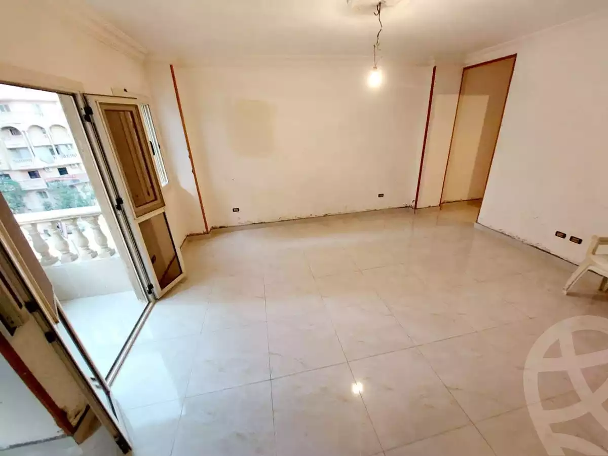 https://aqarmap.com.eg/en/listing/6071006-for-sale-cairo-mokattam-el-hadabah-el-wosta-8th-zone