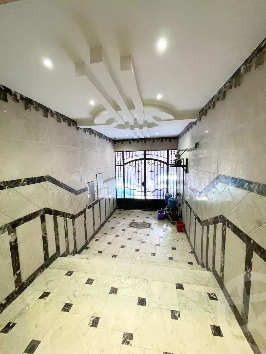 https://aqarmap.com.eg/en/listing/6072085-for-sale-cairo-shoubra-el-mzalat-mostafa-darwish-st