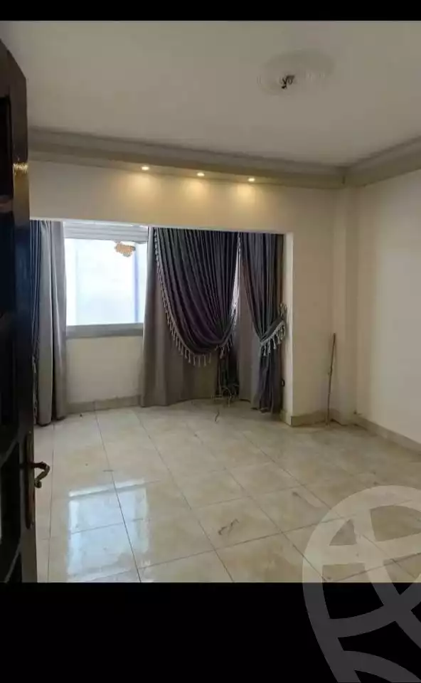 https://aqarmap.com.eg/en/listing/6072350-for-rent-cairo-mokattam-lhdb-l-ly-shareaa-9
