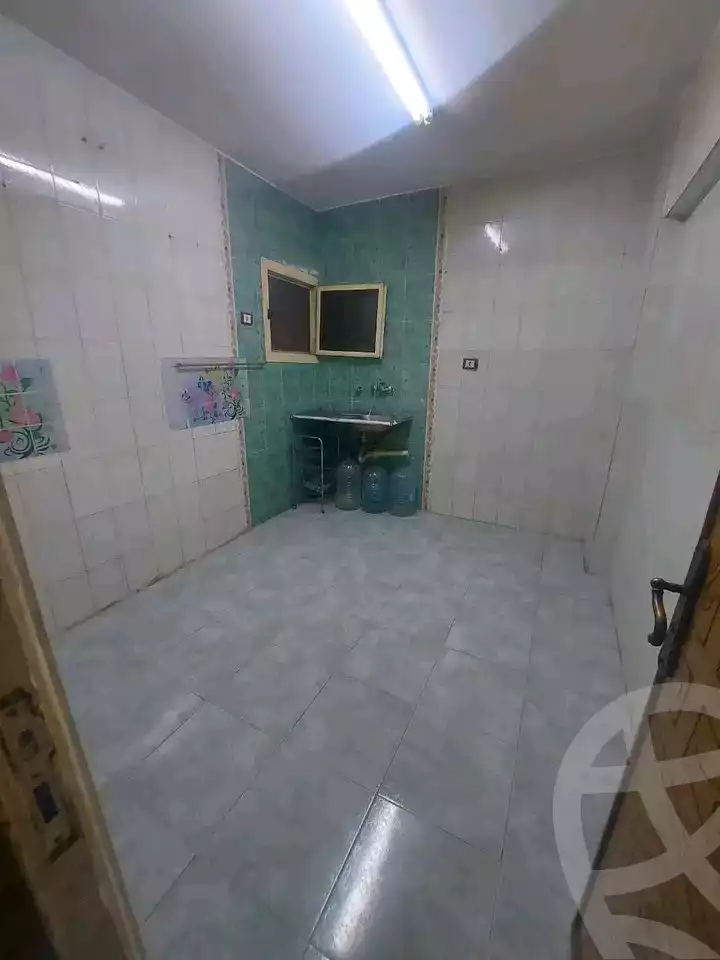 https://aqarmap.com.eg/en/listing/6072825-for-rent-cairo-helwan-helwan-el-sharkeya-heidar-st