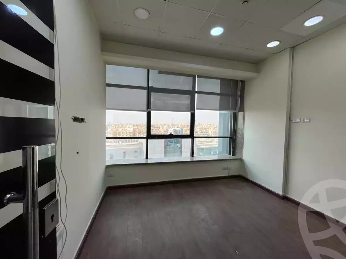 https://aqarmap.com.eg/en/listing/6072811-for-rent-cairo-new-cairo-90th-street-south-teseen-st