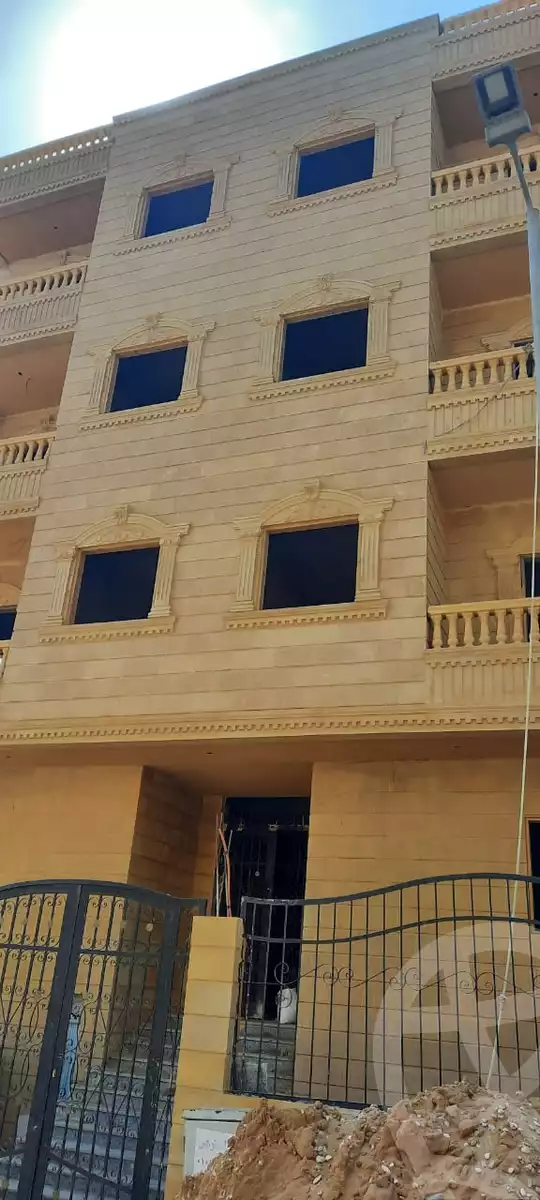 https://aqarmap.com.eg/en/listing/6073020-for-sale-cairo-badr-city-hai-el-ashgar-featured-neighborhood-bait-el-watan-rd