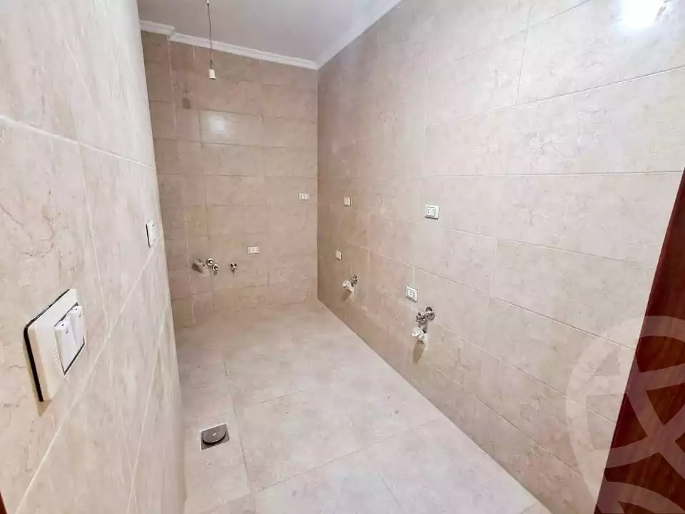 https://aqarmap.com.eg/ar/listing/6073087-for-sale-alexandria-camp-cesar-heliopolis-st-alex