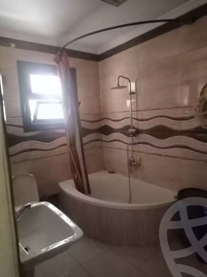 https://aqarmap.com.eg/en/listing/6074109-for-sale-cairo-heliopolis-gesr-elsuez