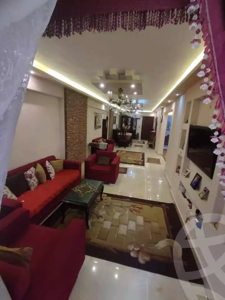 https://aqarmap.com.eg/en/listing/6074981-for-sale-alexandria-ganaklis-el-arwam-church-st