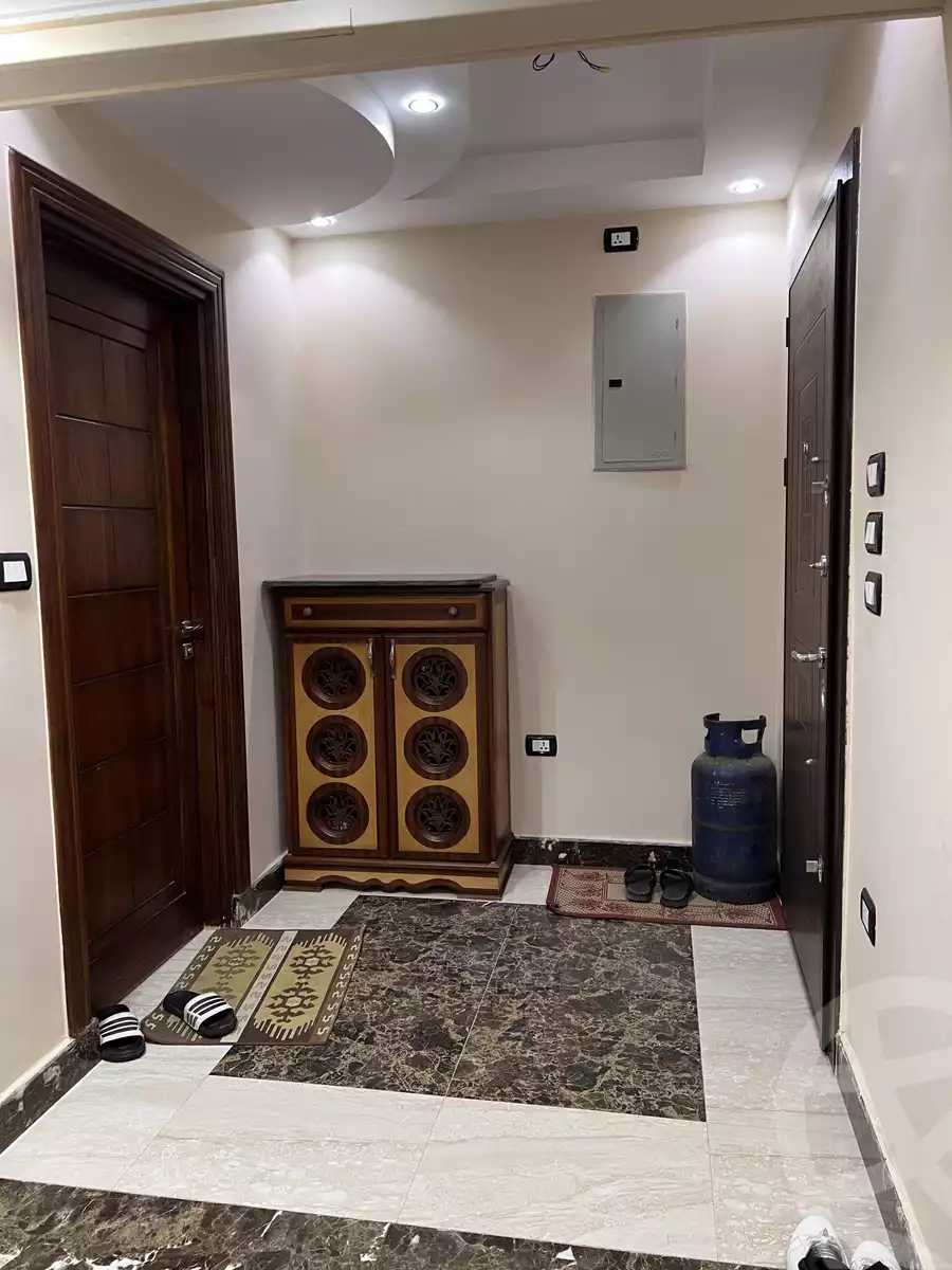 https://aqarmap.com.eg/ar/listing/6075153-for-sale-cairo-mokattam-lhdb-l-ly-shareaa-9
