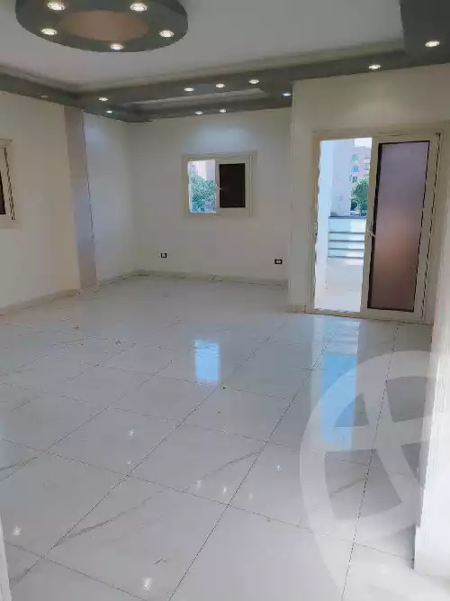 https://aqarmap.com.eg/en/listing/6065407-for-sale-cairo-el-sheikh-zayed-city-el-hay-el-thaleth-ashaer-area-3-street-20