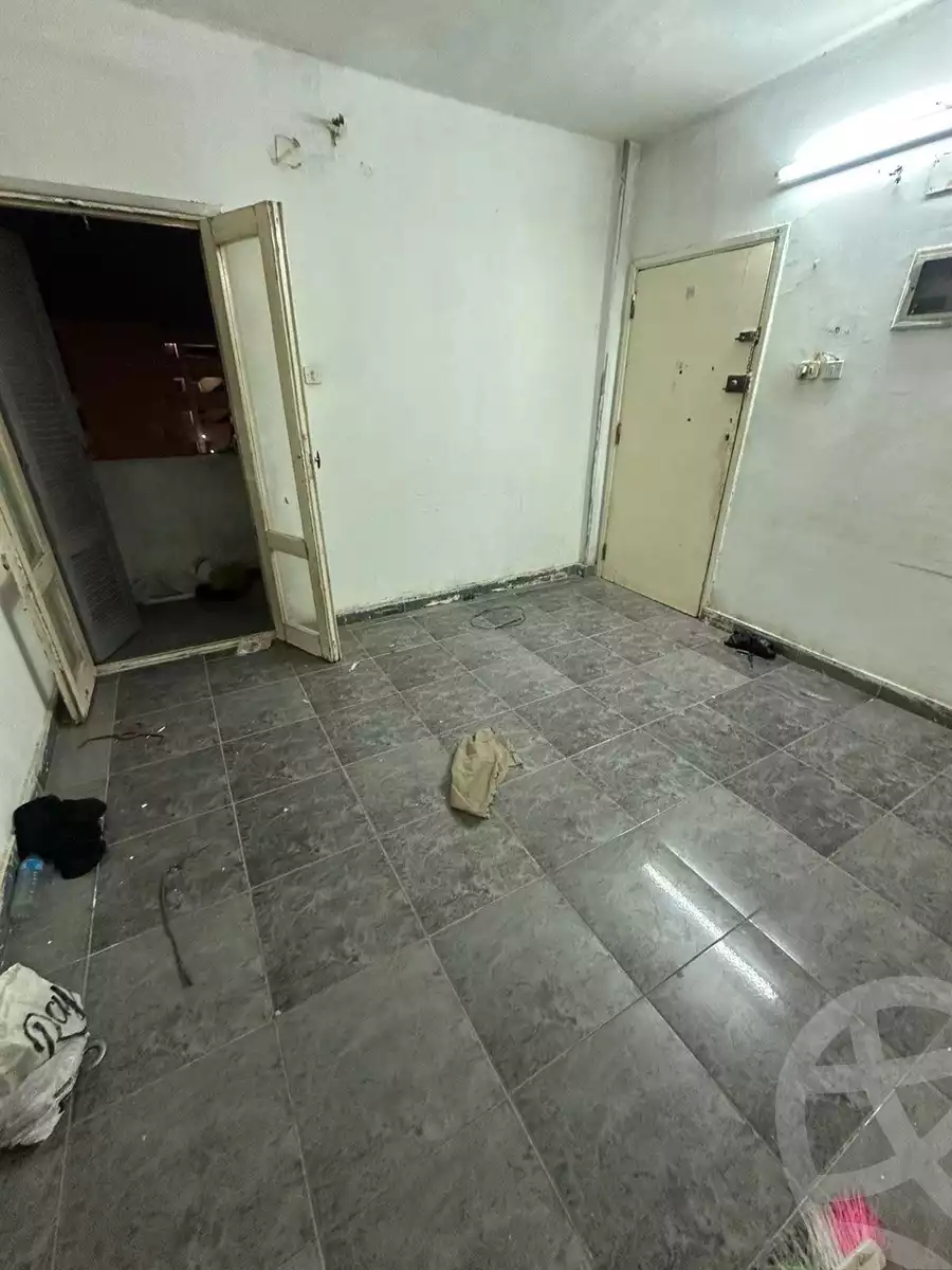 https://aqarmap.com.eg/en/listing/6076125-for-rent-cairo-15th-of-may-mjwr-32