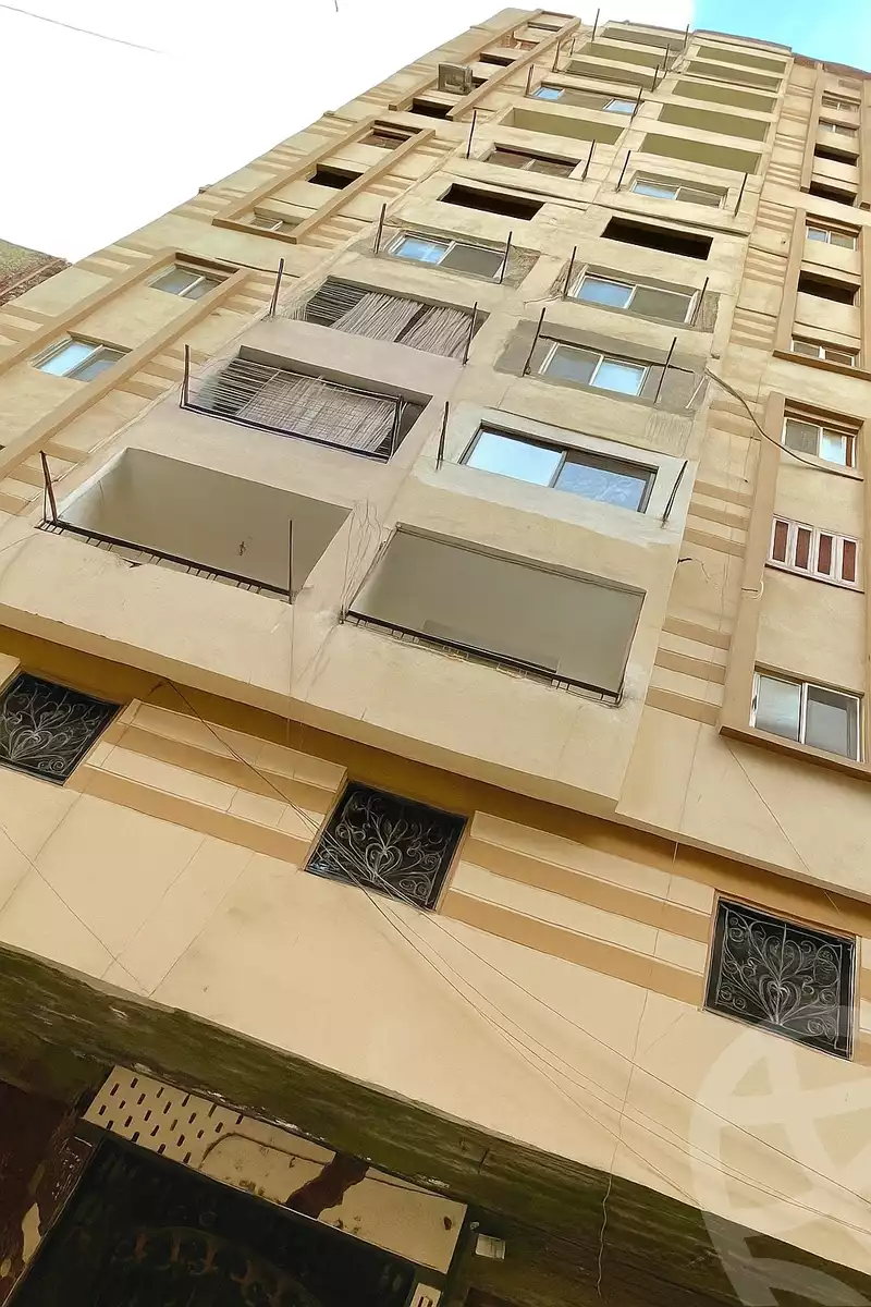 https://aqarmap.com.eg/en/listing/6072085-for-sale-cairo-shoubra-el-mzalat-mostafa-darwish-st