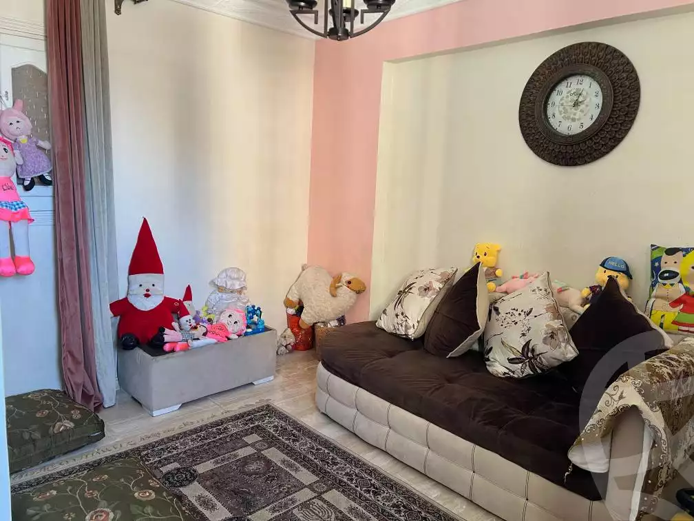https://aqarmap.com.eg/en/listing/6076640-for-sale-alexandria-zezenia-el-amir-gameel-st