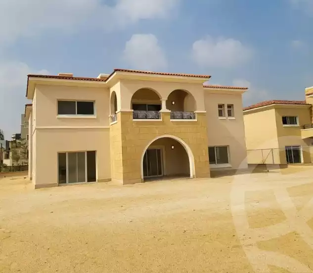 https://aqarmap.com.eg/en/listing/6076920-for-sale-cairo-mokattam-compounds-uptown-cairo