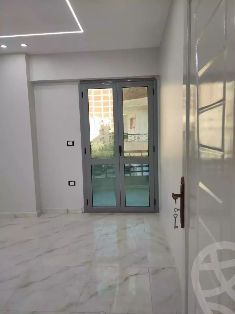 https://aqarmap.com.eg/en/listing/6076949-for-sale-alexandria-l-jmy-el-hanouvel