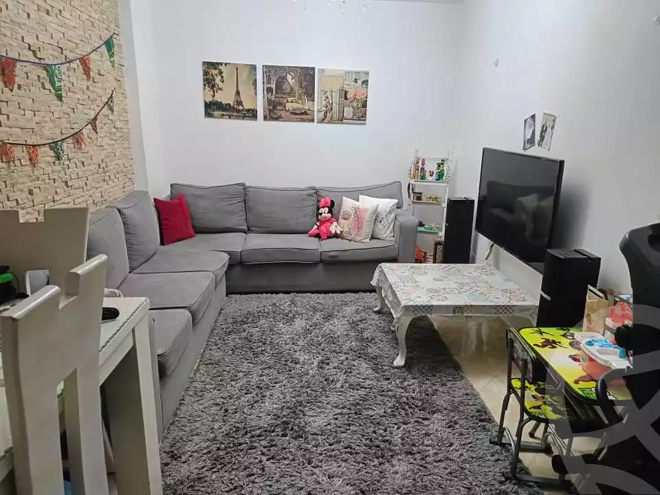 https://aqarmap.com.eg/en/listing/6077556-for-sale-alexandria-bw-qyr-street-25