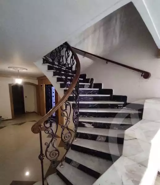 https://aqarmap.com.eg/en/listing/6079368-for-sale-alexandria-l-jmy-lbytsh-mohamed-el-fardi-st
