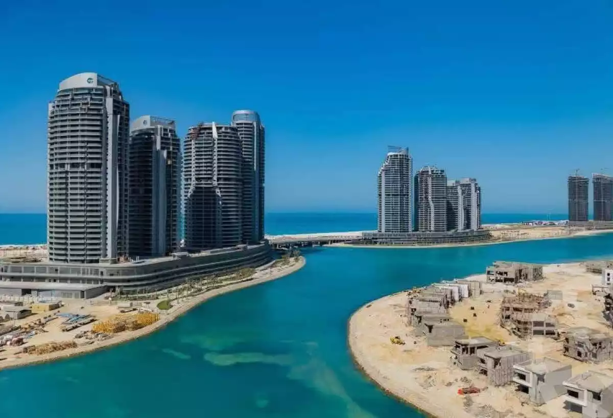 https://aqarmap.com.eg/en/listing/6069890-for-sale-north-coast-new-alamein-mntj-t-l-lmyn-ljdyd-al-alamien-lagoons-modon