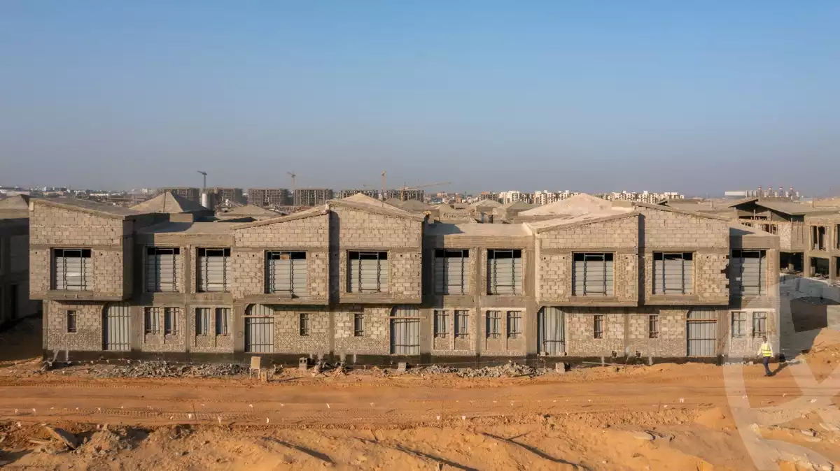 https://aqarmap.com.eg/en/listing/6080662-for-sale-cairo-el-sheikh-zayed-city-compounds-kmbwnd-fyldj-wyst-dr-llttwyr
