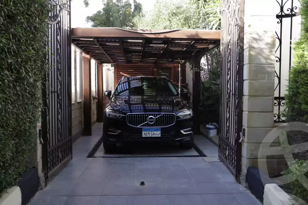 https://aqarmap.com.eg/en/listing/6080765-for-sale-cairo-el-shorouk-compounds-el-shorouk-2000