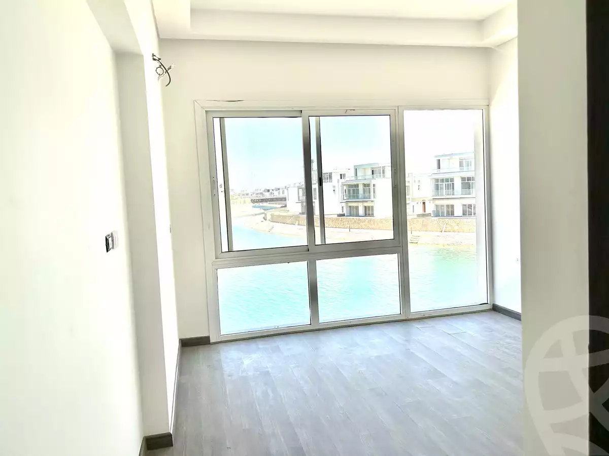 https://aqarmap.com.eg/ar/listing/6082745-for-sale-north-coast-new-alamein-mntj-t-l-lmyn-ljdyd-kmbwnd-mzryn