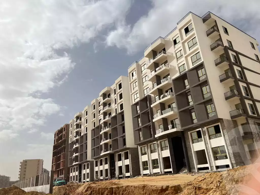 https://aqarmap.com.eg/en/listing/6082750-for-sale-cairo-new-administrative-capital-r7-green-avenue