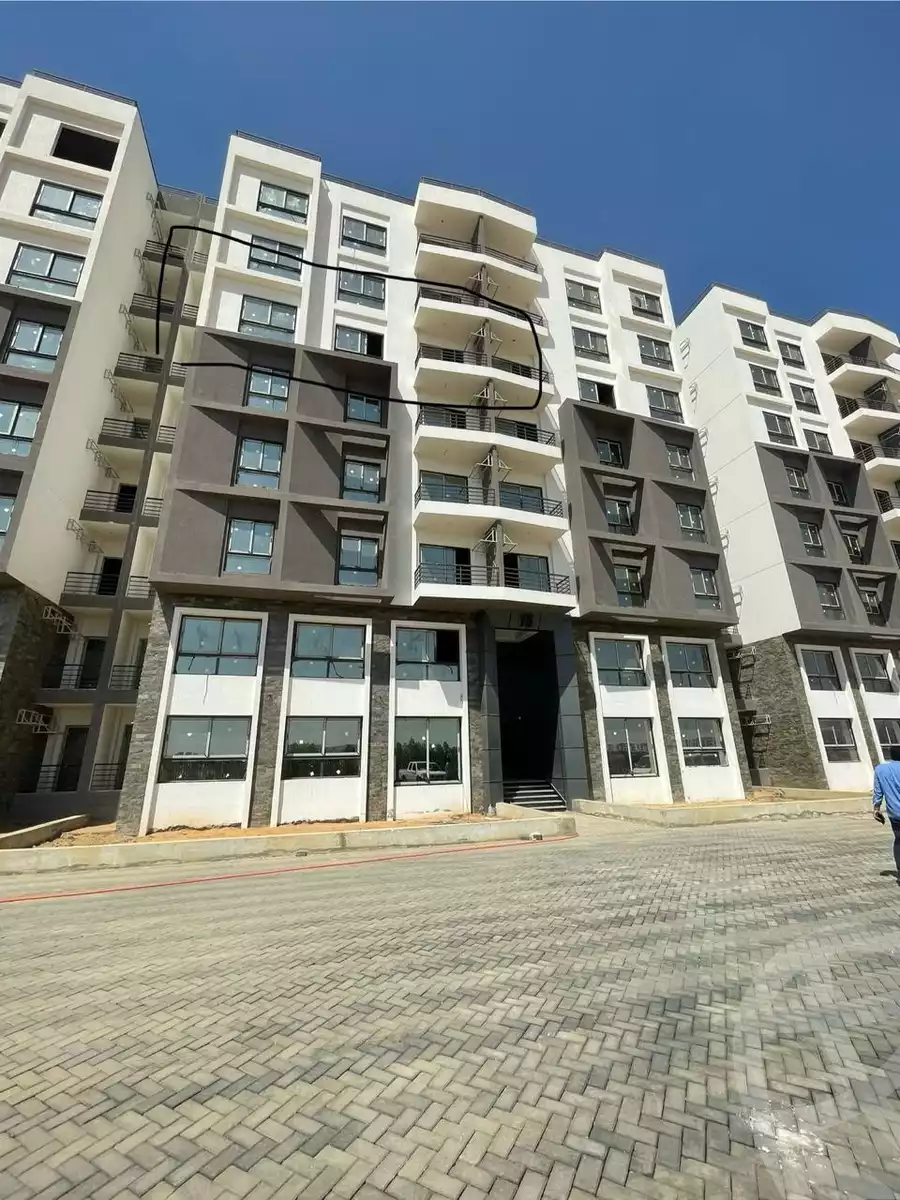 https://aqarmap.com.eg/en/listing/6082777-for-sale-cairo-new-administrative-capital-r7-green-avenue