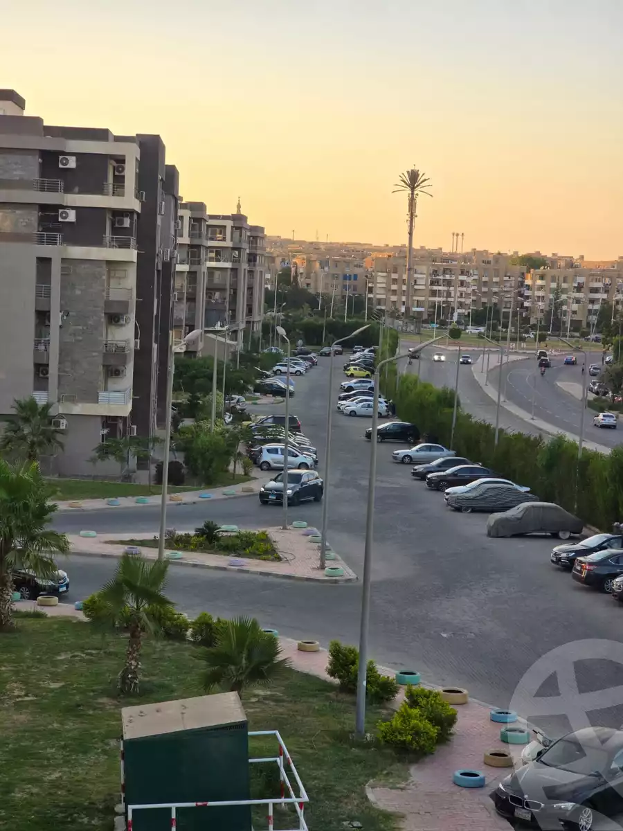https://aqarmap.com.eg/en/listing/6083595-for-sale-cairo-el-sheikh-zayed-city-compounds-dr-msr