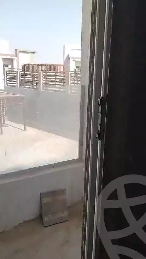 https://aqarmap.com.eg/ar/listing/6083947-for-sale-cairo-el-sheikh-zayed-city-compounds-el-khamayel