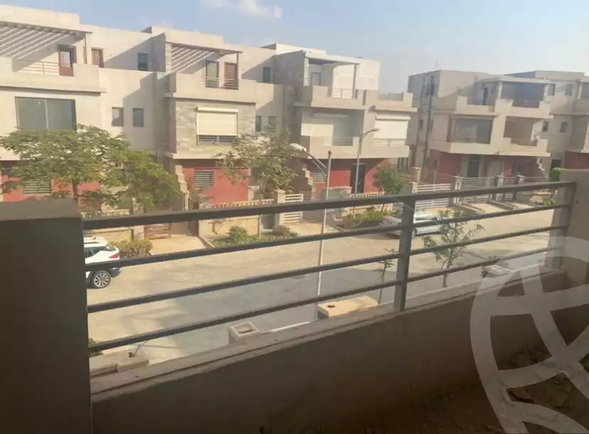 https://aqarmap.com.eg/en/listing/6083973-for-sale-cairo-el-sheikh-zayed-city-compounds-calm-residence-dcm