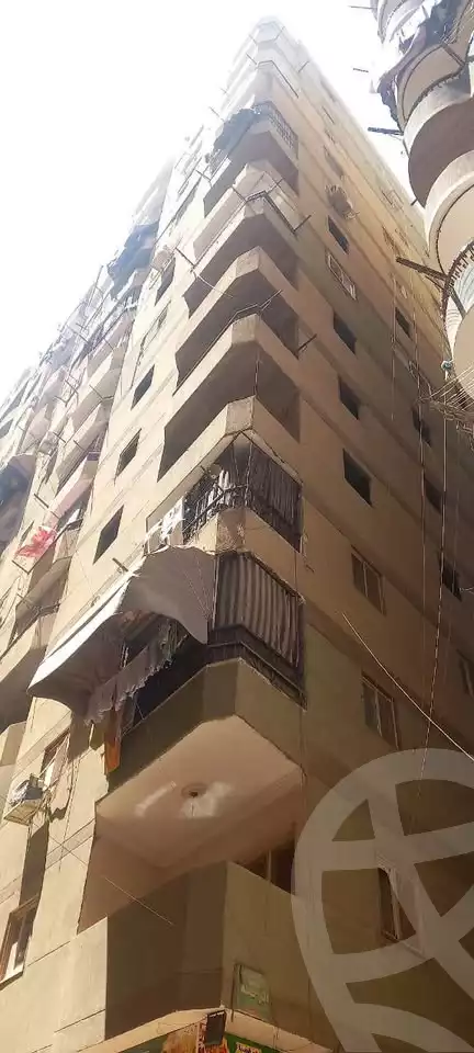 https://aqarmap.com.eg/en/listing/6085703-for-sale-cairo-helwan-hadayek-helwan-el-eshrein-st