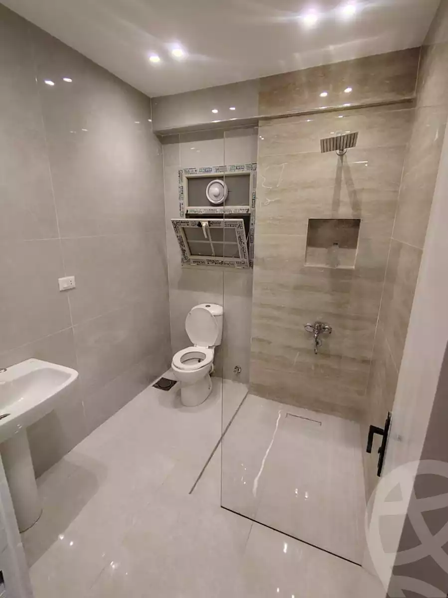 https://aqarmap.com.eg/ar/listing/6086098-for-rent-cairo-el-sheikh-zayed-city-el-hay-elthamen-lml