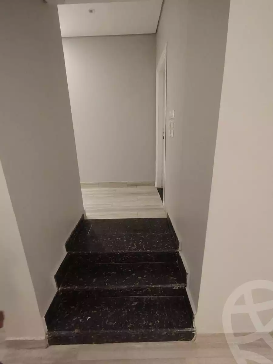 https://aqarmap.com.eg/ar/listing/6086098-for-rent-cairo-el-sheikh-zayed-city-el-hay-elthamen-lml
