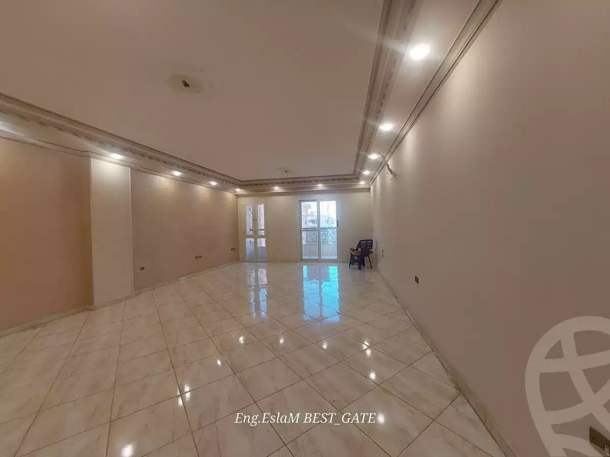 https://aqarmap.com.eg/ar/listing/6086492-for-rent-cairo-mokattam-lhdb-l-ly