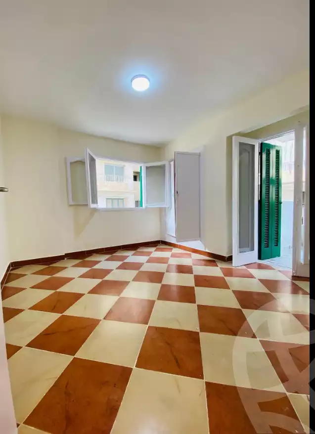 https://aqarmap.com.eg/en/listing/6086522-for-sale-alexandria-l-jmy-shataa-el-nakheel-street-4