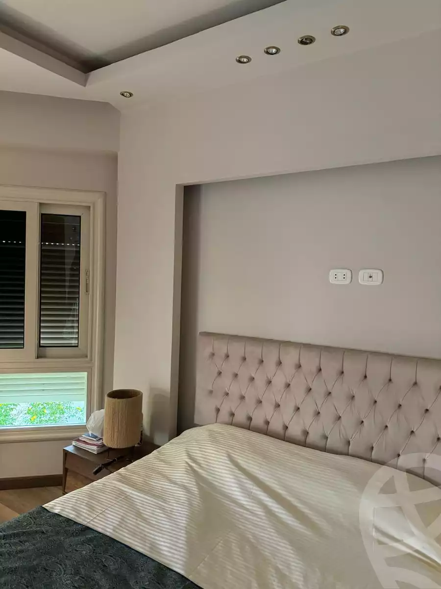 https://aqarmap.com.eg/ar/listing/6086771-for-sale-cairo-new-cairo-compounds-hyde-park-centre-ville-hyde-park