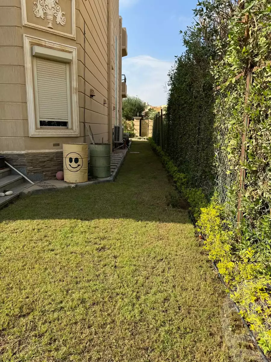 https://aqarmap.com.eg/ar/listing/6086771-for-sale-cairo-new-cairo-compounds-hyde-park-centre-ville-hyde-park