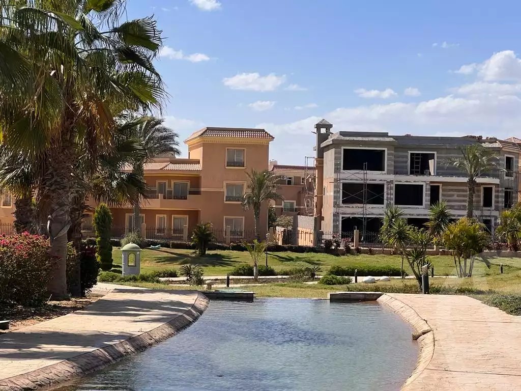 https://aqarmap.com.eg/en/listing/6083187-for-sale-cairo-new-cairo-compounds-les-rois