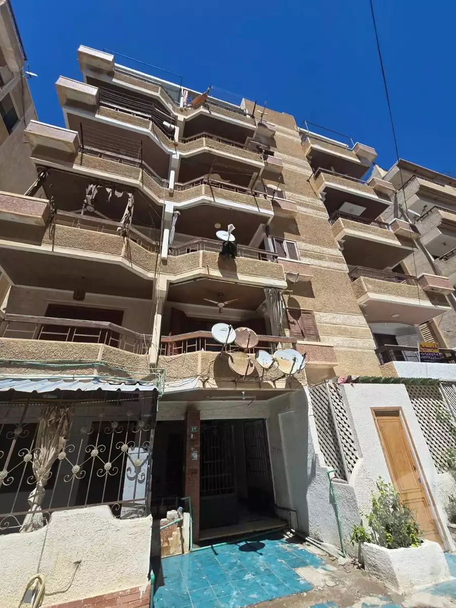 https://aqarmap.com.eg/en/listing/6086951-for-sale-alexandria-l-jmy-shataa-el-nakheel-no-6-st