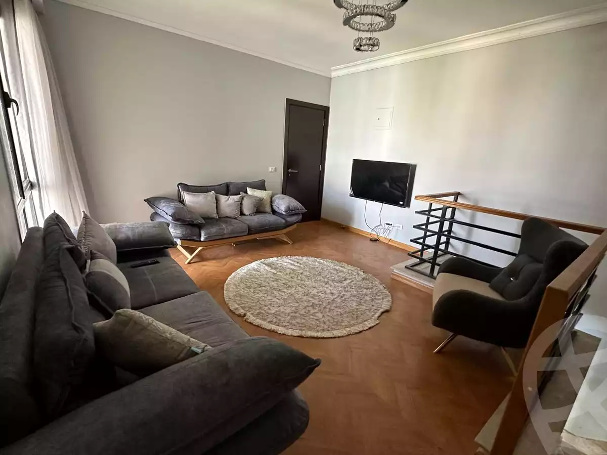 https://aqarmap.com.eg/ar/listing/6087451-for-rent-cairo-el-sheikh-zayed-city-compounds-kmbwnd-wyst-twn-swdyk