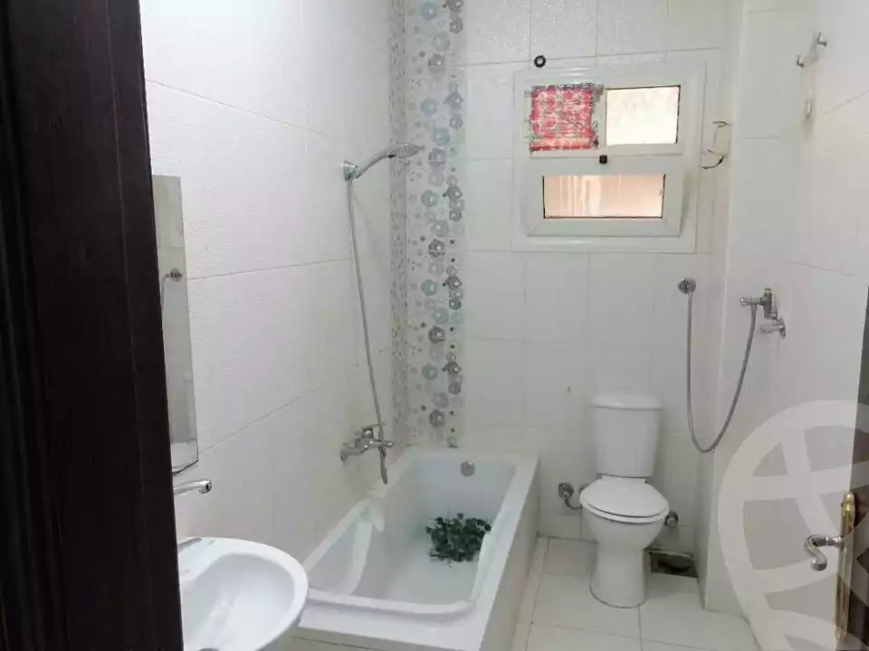 https://aqarmap.com.eg/ar/listing/6087462-for-rent-cairo-mokattam-lhdb-l-ly