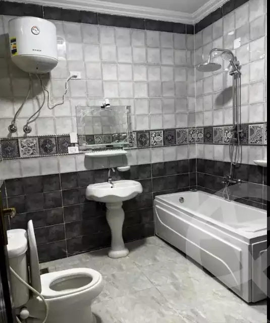 https://aqarmap.com.eg/en/listing/6089360-for-rent-sharqia-zagazig-zagazig-city-ghasham-rd