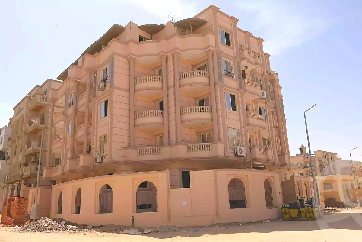 https://aqarmap.com.eg/ar/listing/6089438-for-sale-cairo-el-sheikh-zayed-city-lshykh-zyd-ljdyd-ridge-compound-al-oula